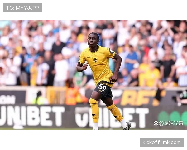 狼队中场新星崛起，稳健表现助球队竞争力稳步提升